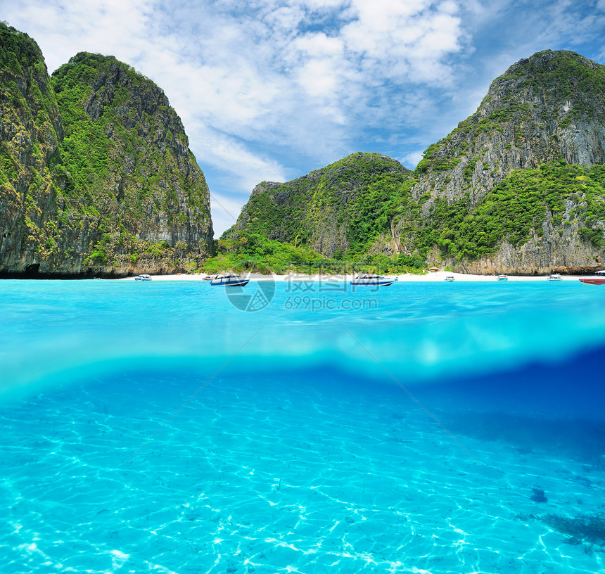 美丽的环礁湖 有白沙底水下风景支撑海岸旅游悬崖情调海景岩石旅行异国水晶图片