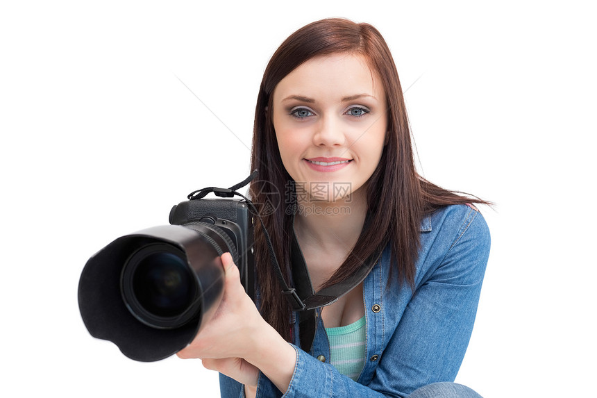年轻摄影记者身着图片