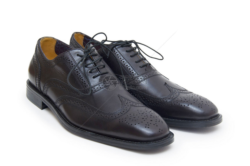 黑人的鞋子在白色背景上被孤立商业高跟鞋办公室鞋带男性衣服黑色凉鞋奢华管理人员图片