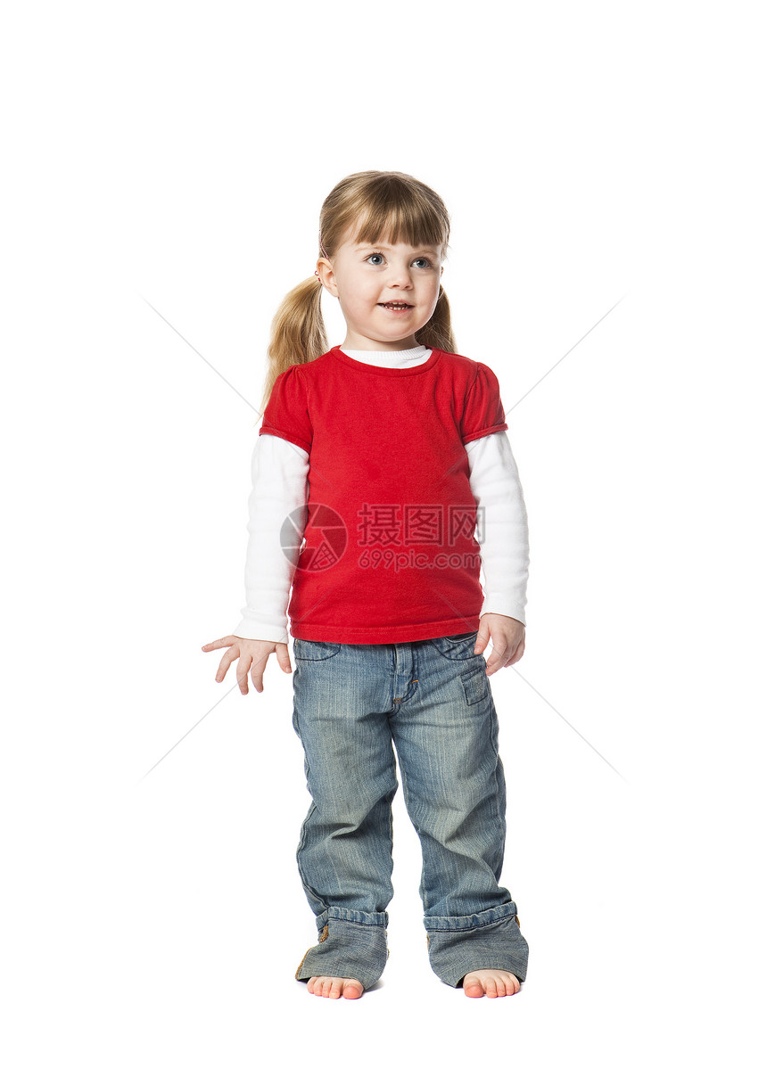 女童女性牛仔裤小女孩玩具影棚白色辫子赤脚孩子摄影图片