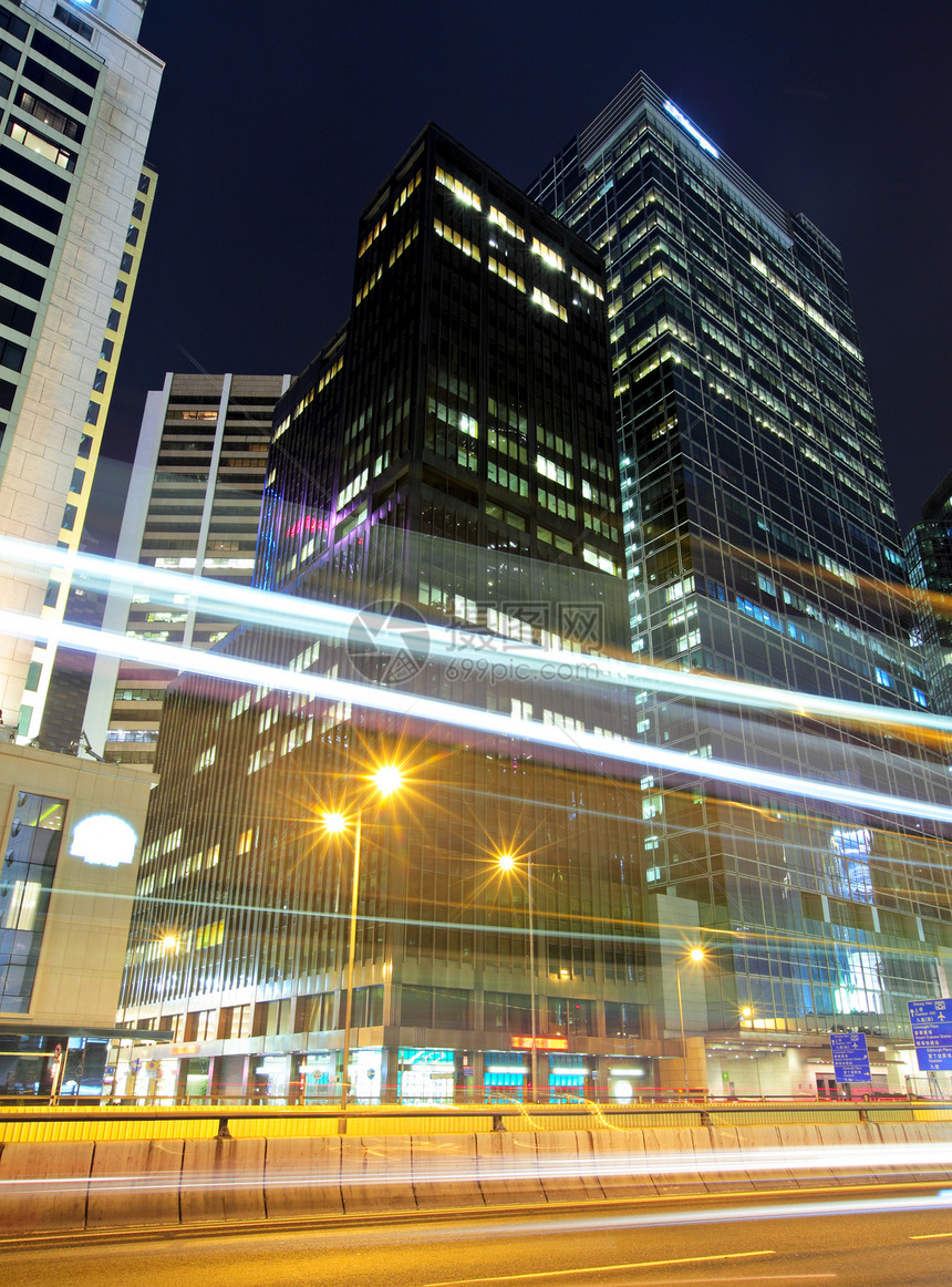 香港夜间交通量踪迹景观建筑学街道运动速度城市摩天大楼商业金融图片