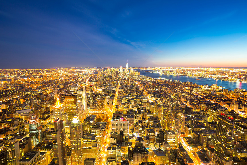 纽约市天窗黄昏都市金融办公室城市景观商业摩天大楼帝国港口刮刀图片