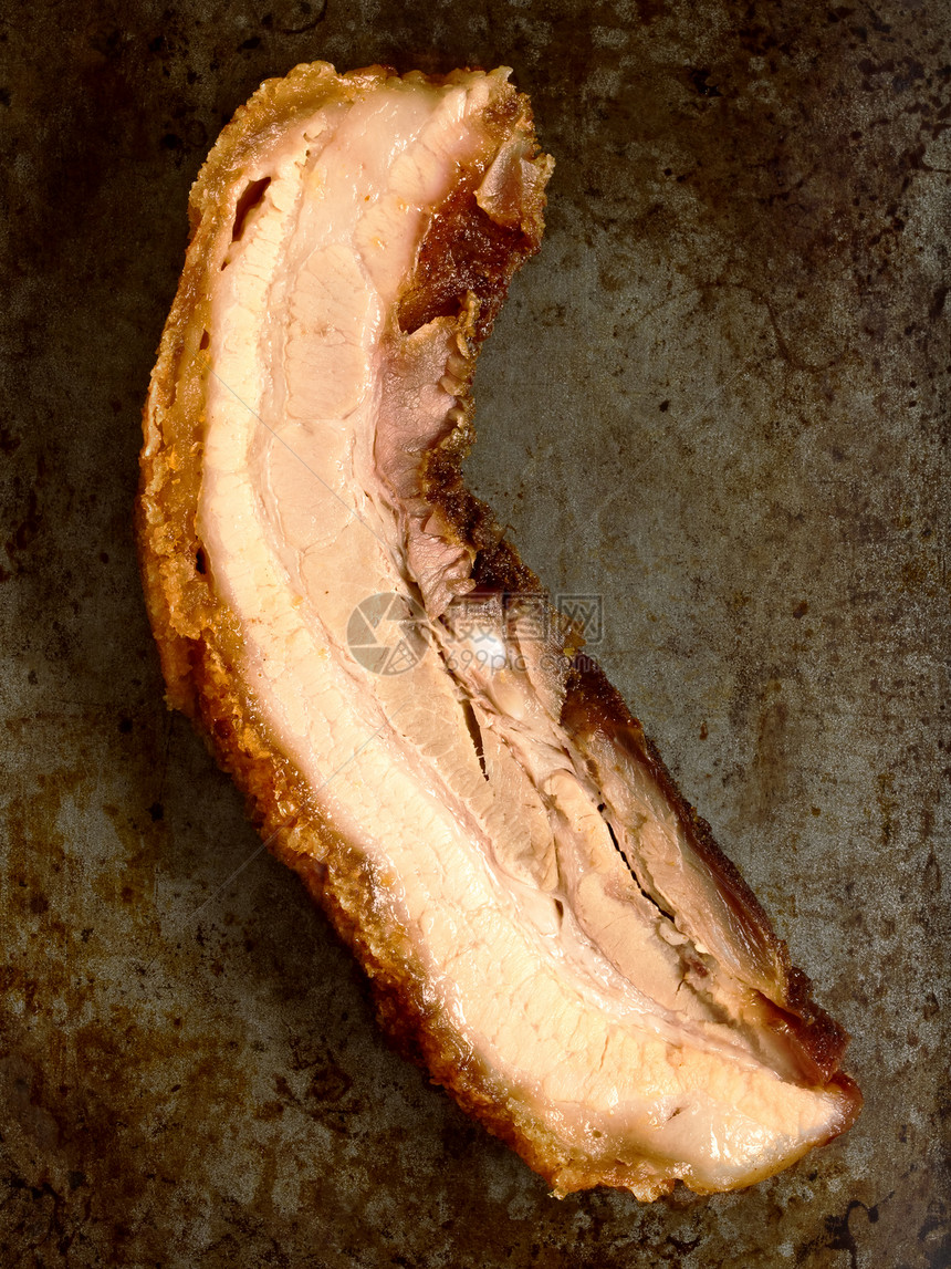 生锈烤猪肉肚子图片
