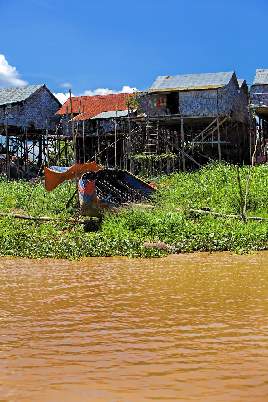 柬埔寨柬埔寨日常生活平房住宅旅行高棉语村庄蓝色贫困天空热带码头图片
