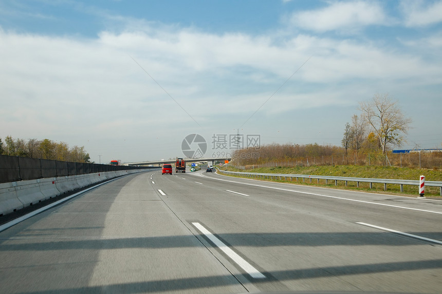公路高速公路基础设施出口旅行通勤者发动机运输木板路面汽车赛道图片