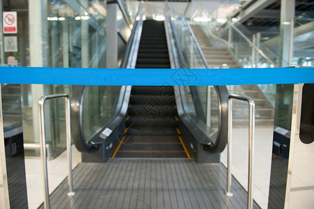 机场扶梯城市自动扶梯大厅运输速度民众门厅游客技术旅行背景图片