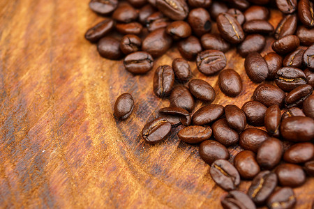 以木本为背景的咖啡豆时间咖啡公司火锅早餐休闲咖啡馆茶几咖啡时光烘烤背景图片