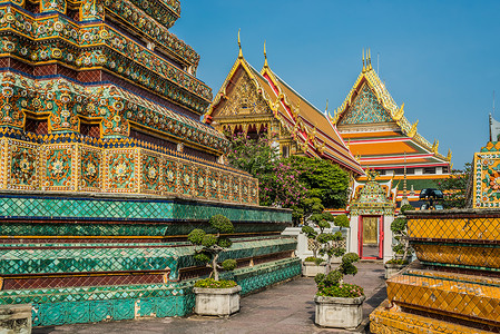 寺庙内泰国旅行庭院地标名胜风景建筑学宗教背景图片