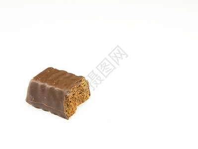 白色背景的巧克力糖饼 注 糖果棕色甜点牛奶团体手工食物可可黑色诱惑饮食背景图片