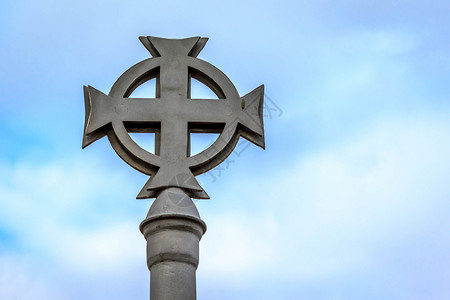 跨纪念碑宗教符号背景图片