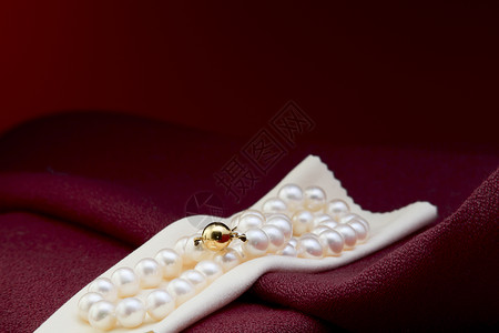 珍珠项链金子设备奢华珠子古董圆圈饰品白色魅力珠宝背景图片