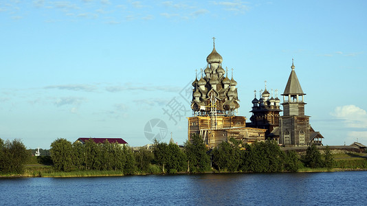 大教堂湖夏天历史的高清图片