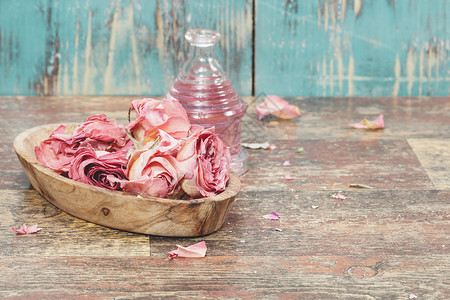 阿罗玛治疗玫瑰按摩油身体沙龙奢华瓶子水疗温泉香薰药品化妆品芳香背景图片