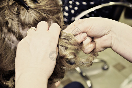 理发师造型师艺术家头饰女性发型头发背景图片