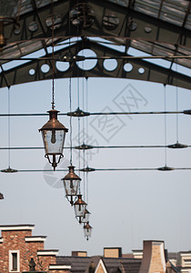 车站屋顶建筑学旅游建筑灯笼建造铁路金属旅行城市背景图片