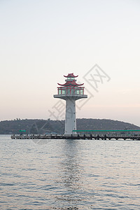 灯塔海洋旅行假期导航蓝色白色建筑海岸海滩码头背景图片