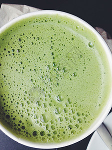 绿茶火花拿铁背景抹茶文化静物牛奶绿茶食物绿色健康饮食礼仪背景图片