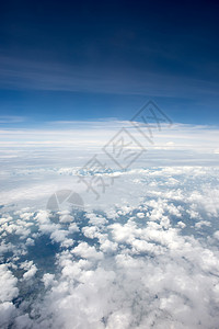 地球蓝色云层 蓝天和白云 阳光明媚的日子 阴云晴天云景天际环境气象柔软度天堂气候天气地球背景