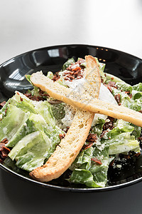 Caesar 沙拉美食盘子营养蔬菜猪肉信标小吃生菜开胃高清图片素材