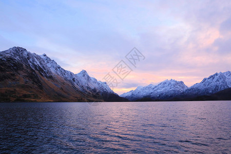 窦团山文德拉特语Name山脉峡湾独奏背景