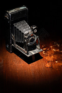 旧电影摄影机灯光木头照片镜片摄影工作室静物艺术背景图片