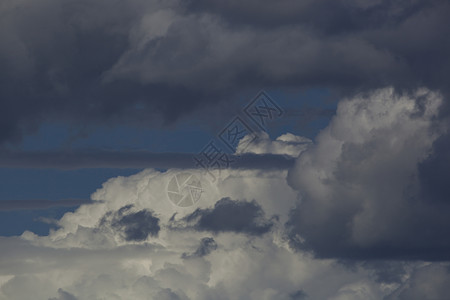 云层大云蓝天背景图片