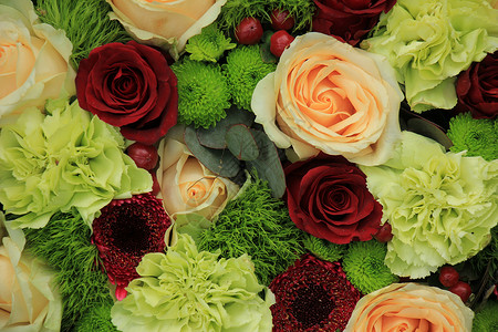 绿色和粉红色婚花粉色鲜花花瓣植物群花朵新娘装饰品玫瑰团体花束背景图片