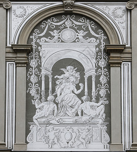 维也纳大学大楼后墙壁的美术作品灰色大学地标艺术品白色背景图片