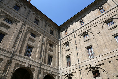 法尔赛宫意大利帕尔马Pilota宫旅行历史剧院艺术圆柱形观光地标城堡博物馆建筑背景