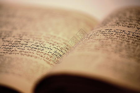 漂亮的老犹太书遗嘱宗教教育祷告诗篇历史学习上帝阅读字母安息日高清图片素材