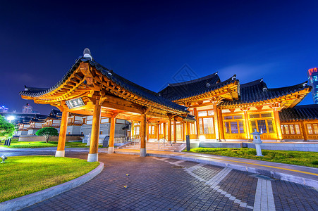 骏豪中央公园广场韩国传统风格建筑在首尔Koorea房子村庄建筑学旅行背景