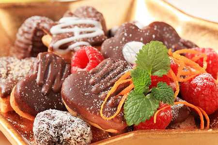 各种饼干团体糖果覆盆子小吃甜点水果糕点食物巧克力背景图片