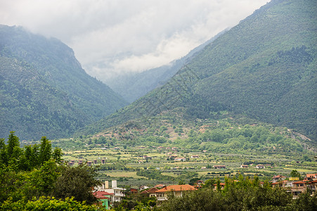 奥林巴斯希腊的山村背景