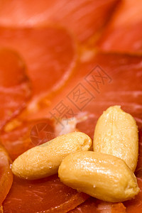 Iberian 猪肉肠食物腰部营养猪肉花生美食背景图片