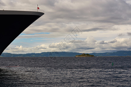 挪威特隆海姆Bow和Munkholmen号游轮高清图片