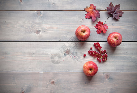 秋季苹果感恩收成季节性产品水果木头农业食物背景图片