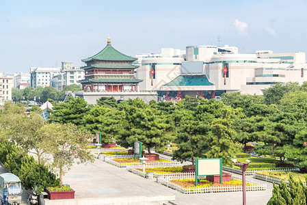 滇重楼Xian钟楼街道文明景观地标首都旅行吸引力日落天空丝绸背景