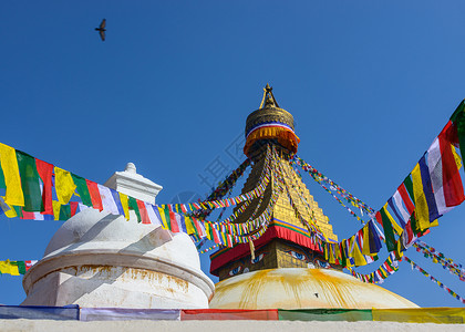 加德满都的天空地标佛教徒经幡宗教文化旅行佛塔崇拜世界背景图片