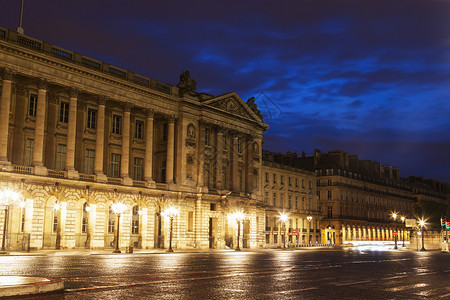 巴黎协和广场建筑公司巴黎城市正方形交通建筑全景天际建筑学天空黑暗路灯湿的高清图片素材