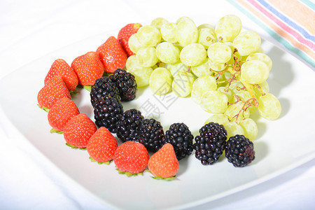 健康水果 26黄桃维生素福利杏子桃子采摘白桃背景图片