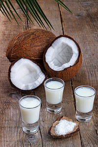 椰子牛奶液体热带高清图片