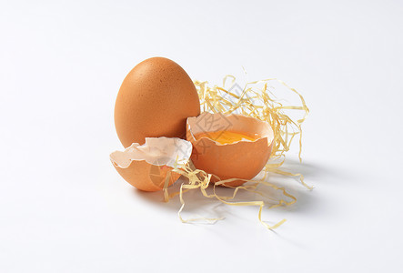 褐蛋蛋壳食物鸡蛋蛋黄背景图片