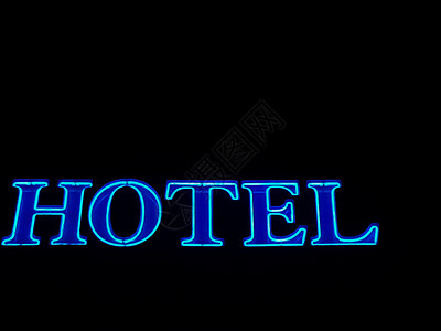 黑色背景的明蓝酒店亮蓝色月亮信号背景图片