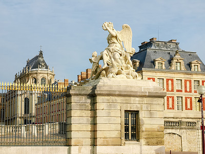 法国凡尔赛宫栅栏碎裂 法国背景图片
