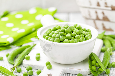 鲍勃新鲜绿豆青豆厨房营养绿色蔬菜收成白色桌子植物食物背景