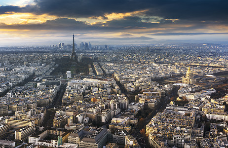 日落前法国的巴黎城市高清图片