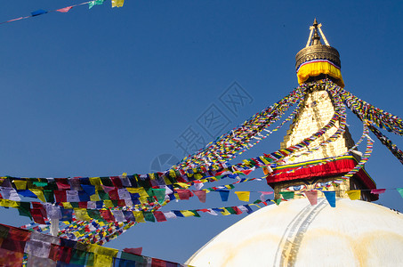 尼泊尔加德满都的猴庙世界祷告遗产眼睛经幡遗迹宗教佛塔寺庙背景图片