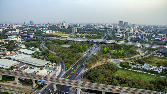 萨瓦尔城市火车高清图片