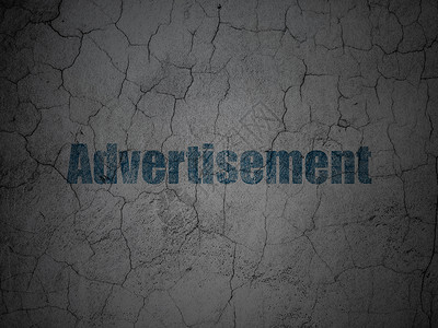 垃圾墙背景上的广告概念广告膏药水泥网络古董产品市场品牌活动推广宣传背景图片