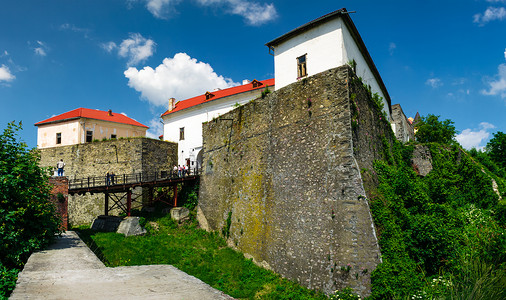 夏季穆卡切沃Palanok城堡高清图片
